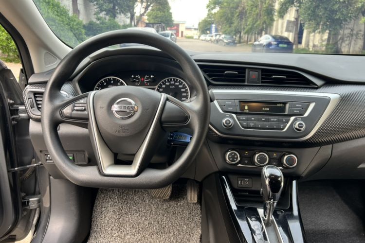 Used Nissan Lannia 2020 1.6L CVT Cool Edition Interior 9