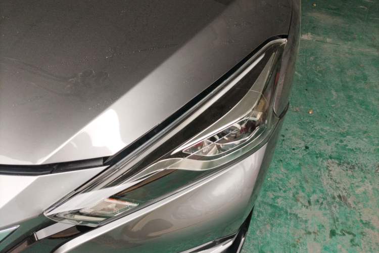 Used Nissan Lannia 2020 1.6L CVT Smart Connect Smart Cool Edition Left Front Headlight
