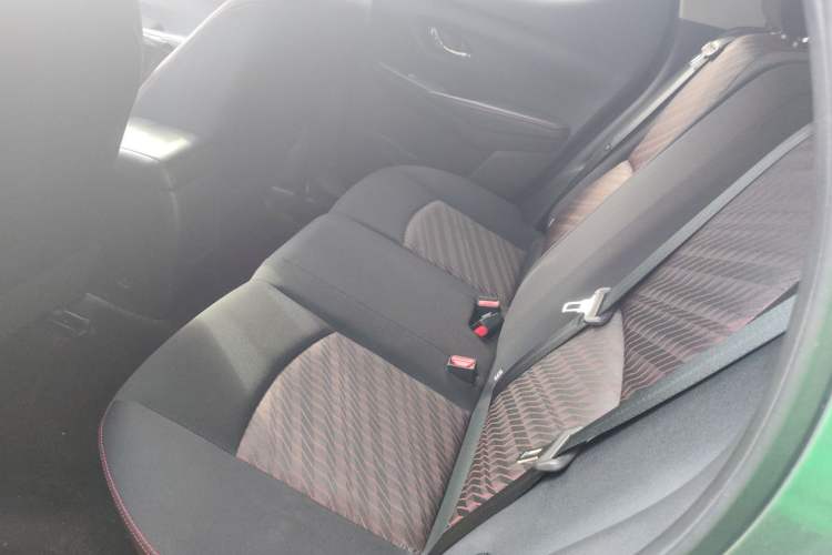 Used Nissan Lannia 2020 1.6L CVT Smart Connect Smart Cool Edition Left Rear Seat