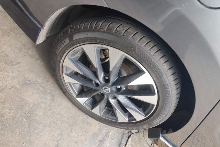 Used Nissan Lannia 2020 1.6L CVT Smart Connect Smart Cool Edition Right Rear Wheel Hub