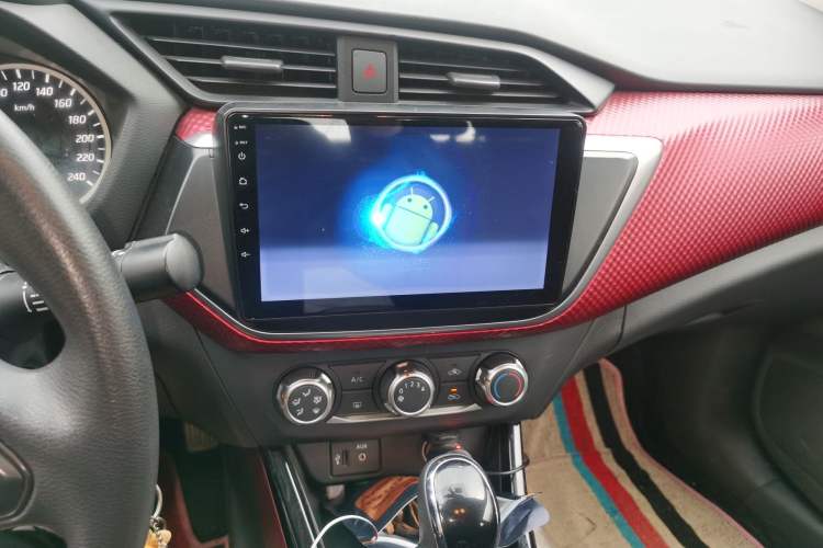 Used Nissan Lannia 2020 1.6L CVT Cool Edition Audio And AC Panel