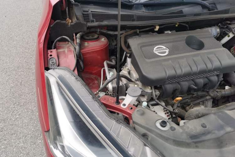 Used Nissan Lannia 2020 1.6L CVT Cool Edition Engine Bay Right