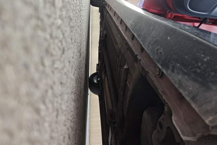 Used Nissan Lannia 2020 1.6L CVT Smart Connect Smart Cool Edition Left Side Sill