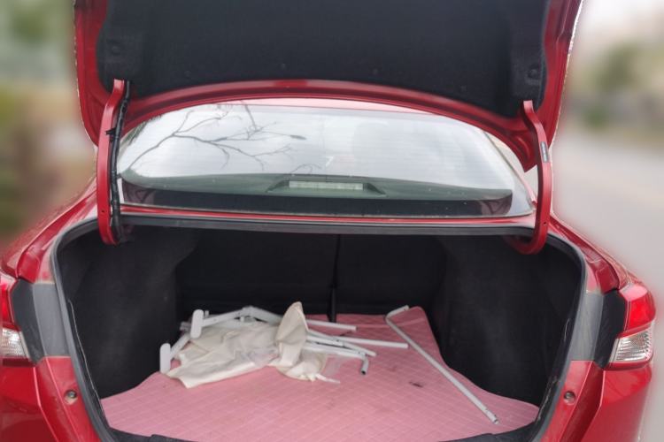 Used Nissan Lannia 2020 1.6L CVT Cool Edition Trunk