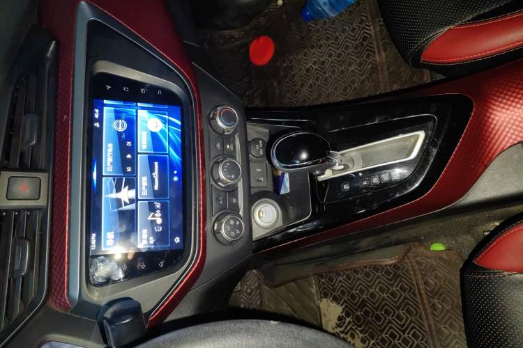 Used Nissan Lannia 2020 1.6L CVT Smart Connect Smart Cool Edition Audio And AC Panel