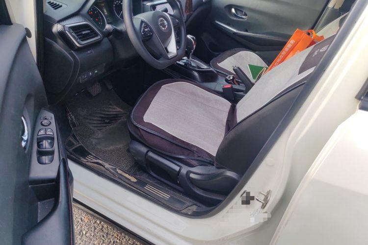 Used Nissan Lannia 2020 1.6L CVT Smart Connect Smart Cool Edition Driver Seat