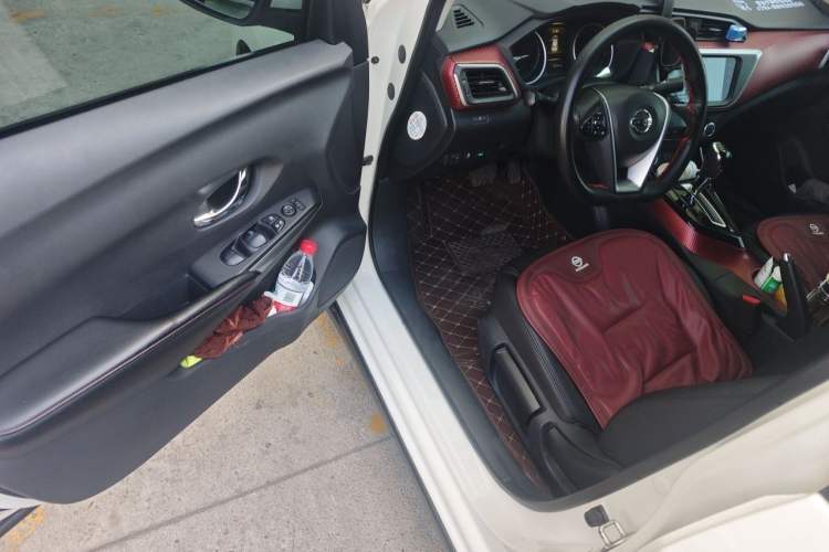 Used Nissan Lannia 2020 1.6L CVT Smart Connect Smart Cool Edition Driver Seat