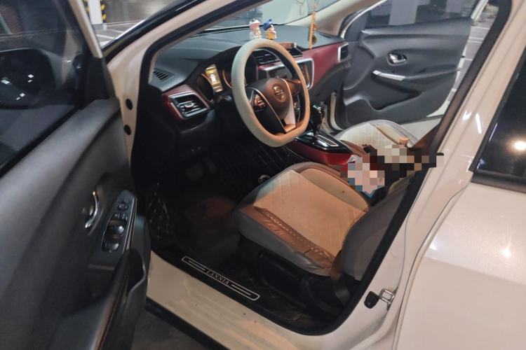 Used Nissan Lannia 2020 1.6L CVT Smart Connect Smart Cool Edition Driver Seat