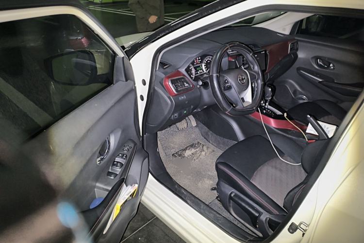 Used Nissan Lannia 2020 1.6L CVT Cool Edition Driver Seat
