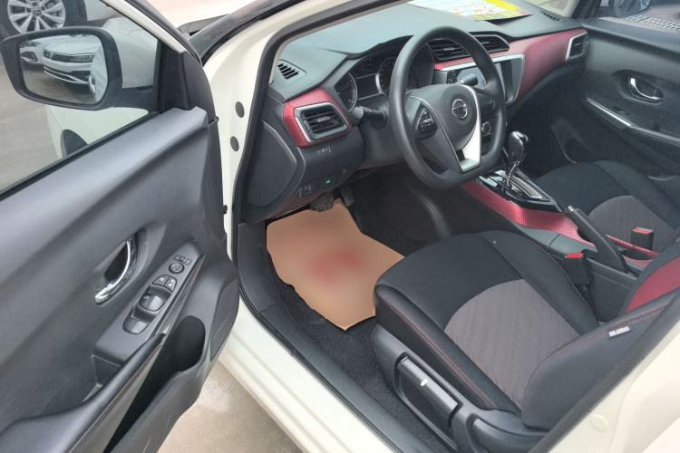 Used Nissan Lannia 2020 1.6L CVT Cool Edition Driver Seat
