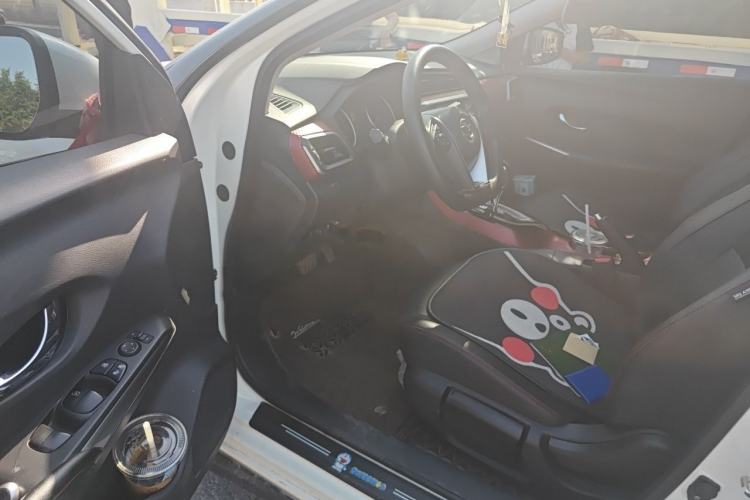Used Nissan Lannia 2020 1.6L CVT Smart Connect Smart Cool Edition Driver Seat