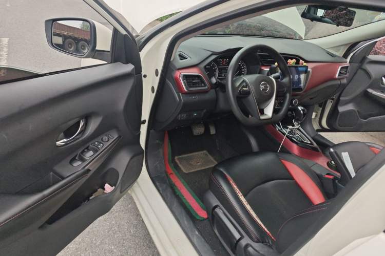 Used Nissan Lannia 2020 1.6L CVT Cool Edition Driver Seat