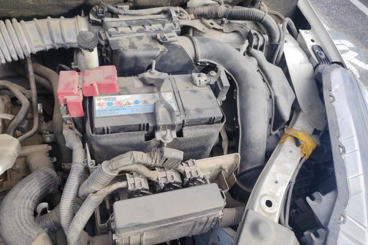 Used Nissan Lannia 2020 1.6L CVT Smart Connect Smart Cool Edition Engine Bay Left