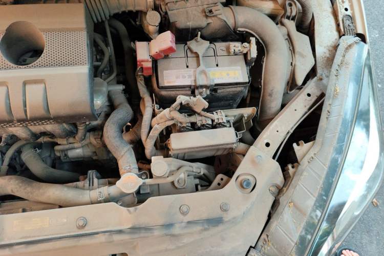 Used Nissan Lannia 2020 1.6L CVT Cool Edition Engine Bay Left