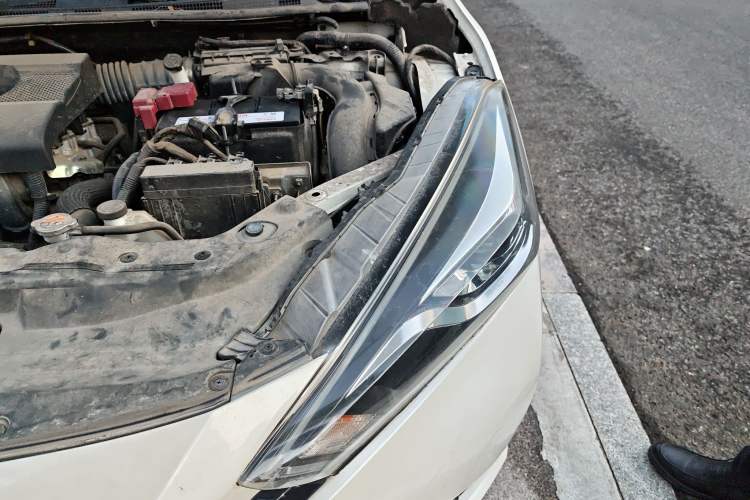 Used Nissan Lannia 2020 1.6L CVT Cool Edition Engine Bay Left