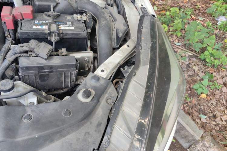 Used Nissan Lannia 2020 1.6L CVT Cool Edition Engine Bay Left