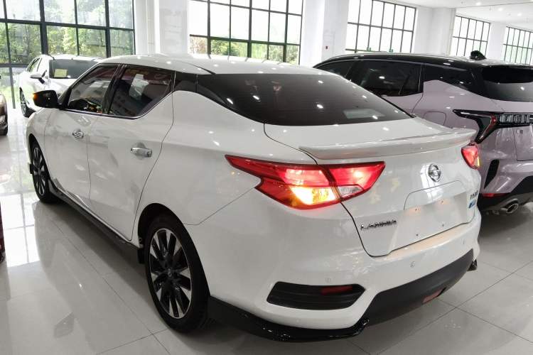Used Nissan Lannia 2020 1.6L CVT Smart Connect Smart Cool Edition Exterior 2