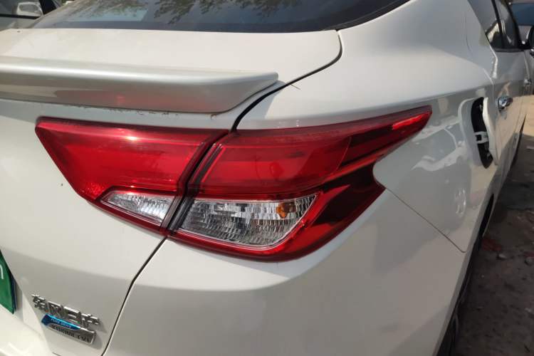 Used Nissan Lannia 2020 1.6L CVT Cool Edition Exterior 3