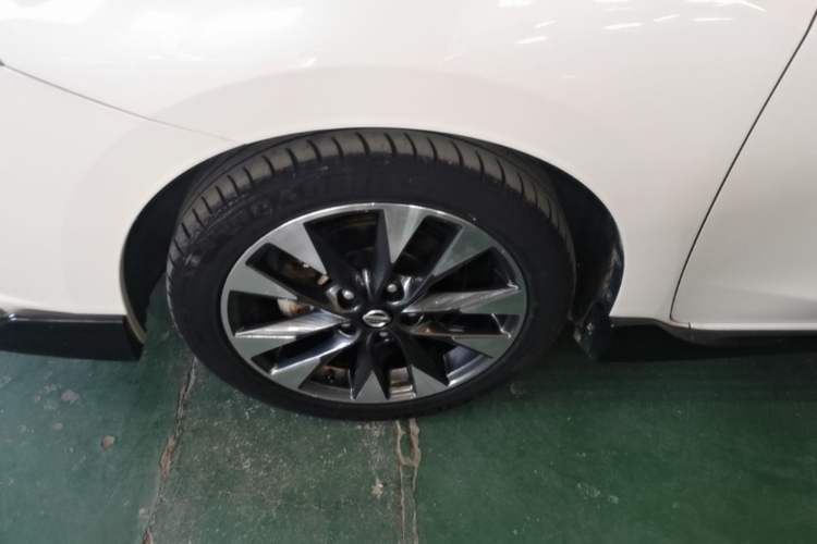 Used Nissan Lannia 2020 1.6L CVT Smart Connect Smart Cool Edition Exterior 4