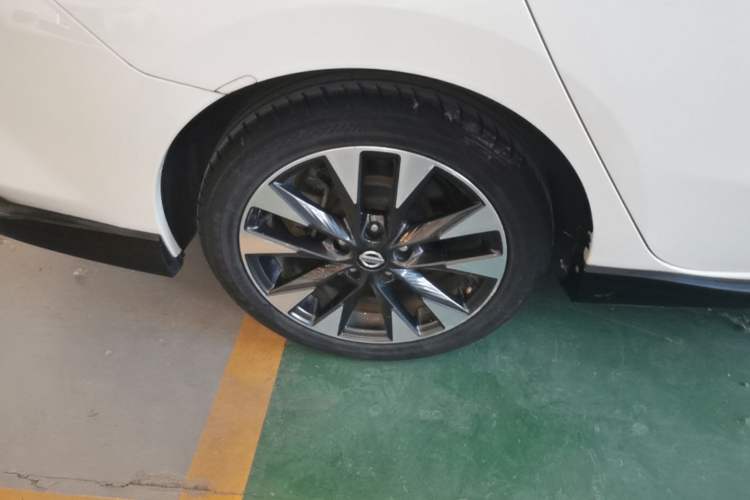 Used Nissan Lannia 2020 1.6L CVT Smart Connect Smart Cool Edition Exterior 5