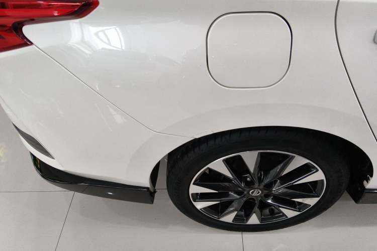 Used Nissan Lannia 2020 1.6L CVT Smart Connect Smart Cool Edition Exterior 5