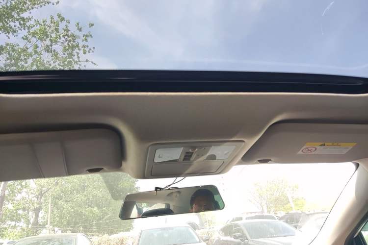 Used Nissan Lannia 2020 1.6L CVT Cool Edition Headliner