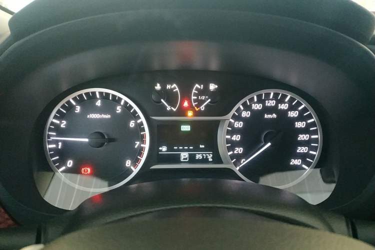 Used Nissan Lannia 2020 1.6L CVT Cool Edition Instrument Cluster