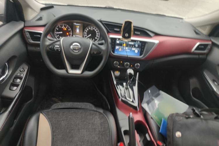 Used Nissan Lannia 2020 1.6L CVT Smart Connect Smart Cool Edition Interior 2