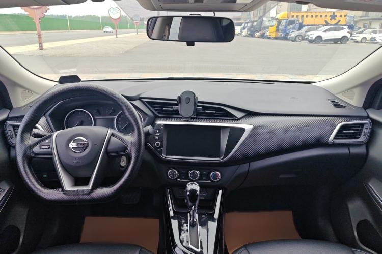 Used Nissan Lannia 2020 1.6L CVT Cool Edition Interior 3
