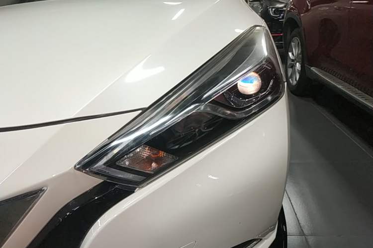 Used Nissan Lannia 2020 1.6L CVT Smart Connect Smart Cool Edition Left Front Headlight