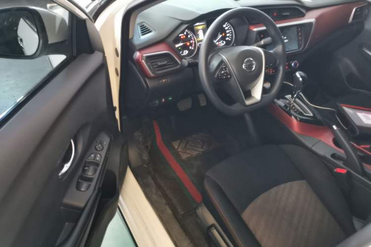 Used Nissan Lannia 2020 1.6L CVT Smart Connect Smart Cool Edition Left Front Seat