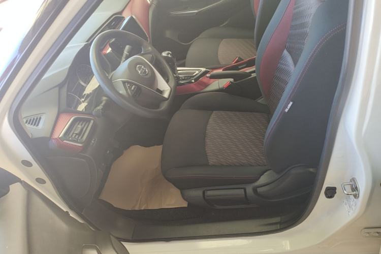 Used Nissan Lannia 2020 1.6L CVT Cool Edition Left Front Seat