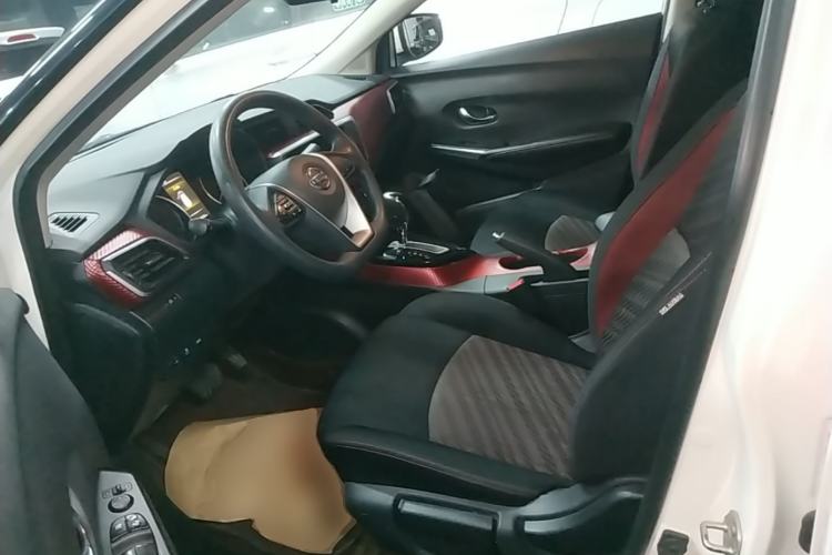 Used Nissan Lannia 2020 1.6L CVT Smart Connect Smart Cool Edition Left Front Seat