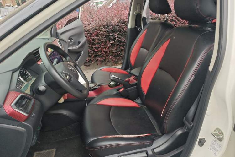 Used Nissan Lannia 2020 1.6L CVT Cool Edition Left Front Seat