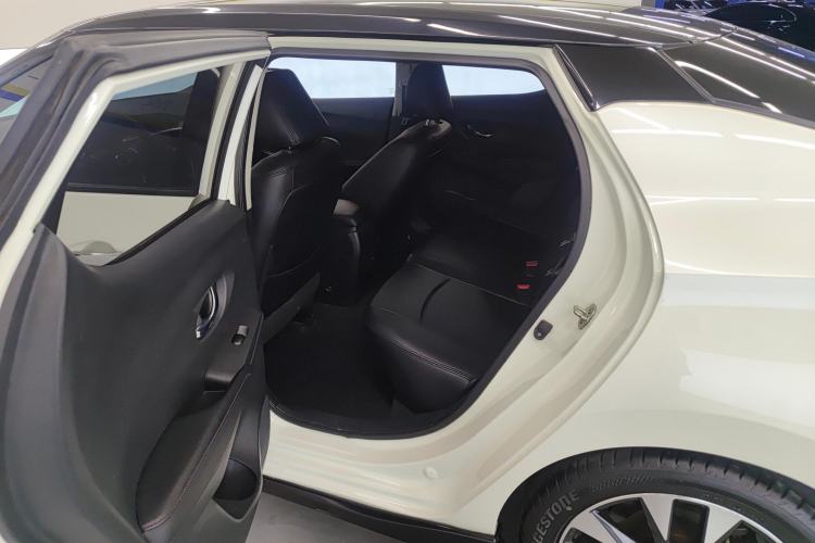 Used Nissan Lannia 2020 1.6L CVT Smart Connect Smart Cool Edition Left Rear Seat