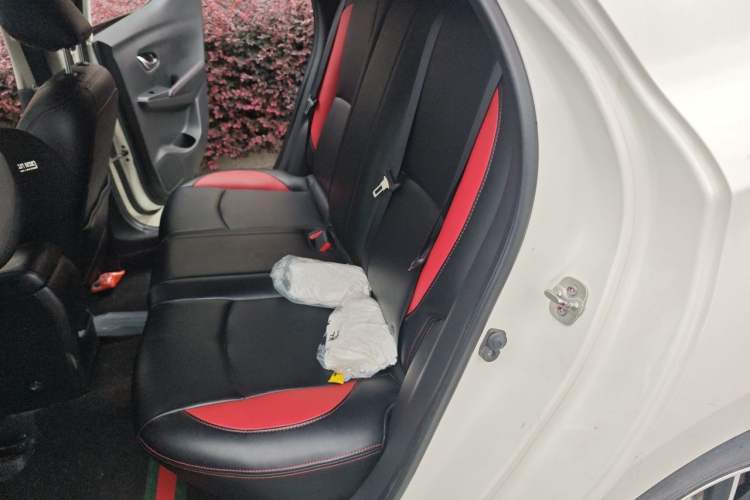 Used Nissan Lannia 2020 1.6L CVT Cool Edition Left Rear Seat