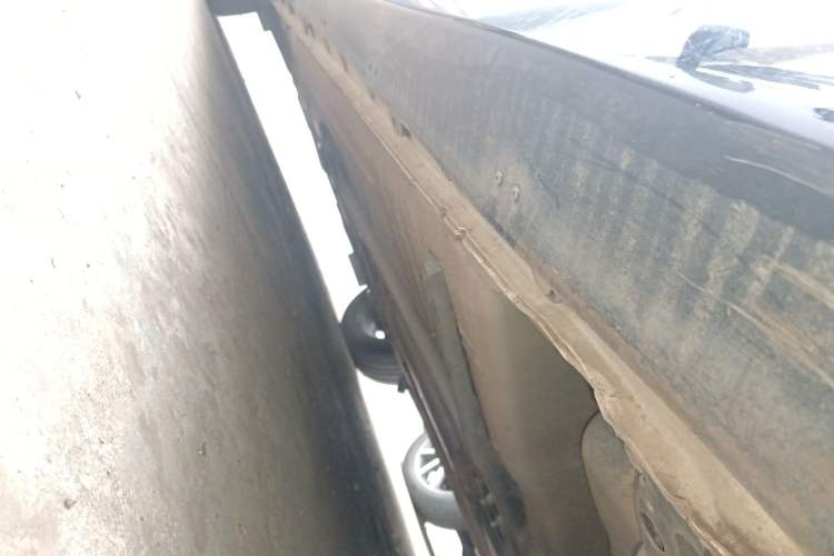 Used Nissan Lannia 2020 1.6L CVT Smart Connect Smart Cool Edition Left Side Sill