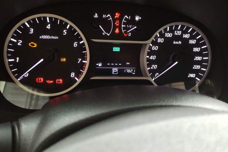 Used Nissan Lannia 2020 1.6L CVT Cool Edition Odometer Close Up
