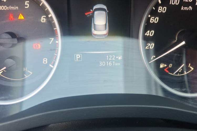Used Nissan Lannia 2020 1.6L CVT Smart Connect Smart Cool Edition Odometer Close Up