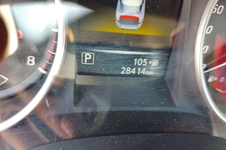 Used Nissan Lannia 2020 1.6L CVT Smart Connect Smart Cool Edition Odometer Close Up