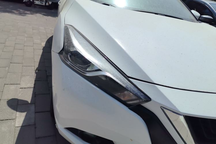 Used Nissan Lannia 2020 1.6L CVT Cool Edition Right Front Headlight