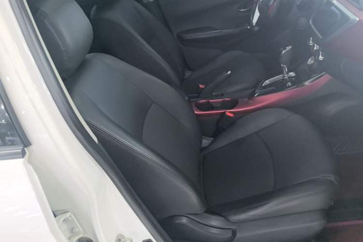 Used Nissan Lannia 2020 1.6L CVT Smart Connect Smart Cool Edition Right Front Seat