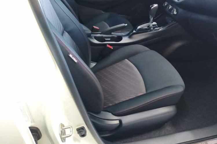 Used Nissan Lannia 2020 1.6L CVT Cool Edition Right Front Seat