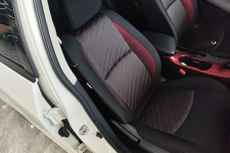 Used Nissan Lannia 2020 1.6L CVT Smart Connect Smart Cool Edition Right Front Seat