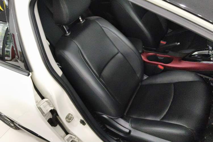 Used Nissan Lannia 2020 1.6L CVT Smart Connect Smart Cool Edition Right Front Seat