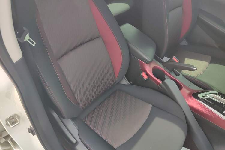 Used Nissan Lannia 2020 1.6L CVT Cool Edition Right Front Seat