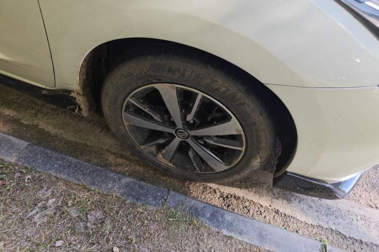 Used Nissan Lannia 2020 1.6L CVT Cool Edition Right Front Wheel Hub