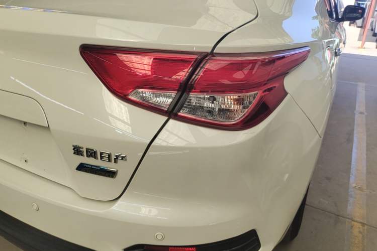 Used Nissan Lannia 2020 1.6L CVT Cool Edition Right Rear Taillight