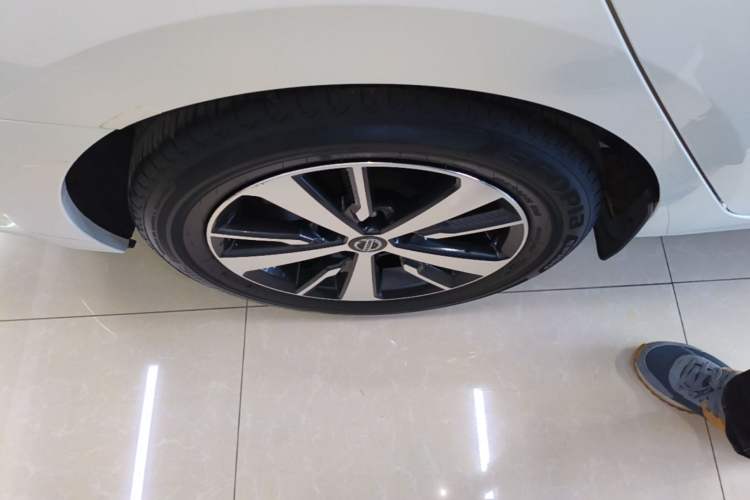 Used Nissan Lannia 2020 1.6L CVT Cool Edition Right Rear Wheel Hub
