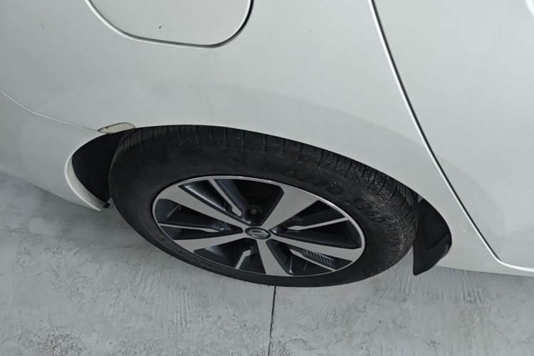 Used Nissan Lannia 2020 1.6L CVT Cool Edition Right Rear Wheel Hub